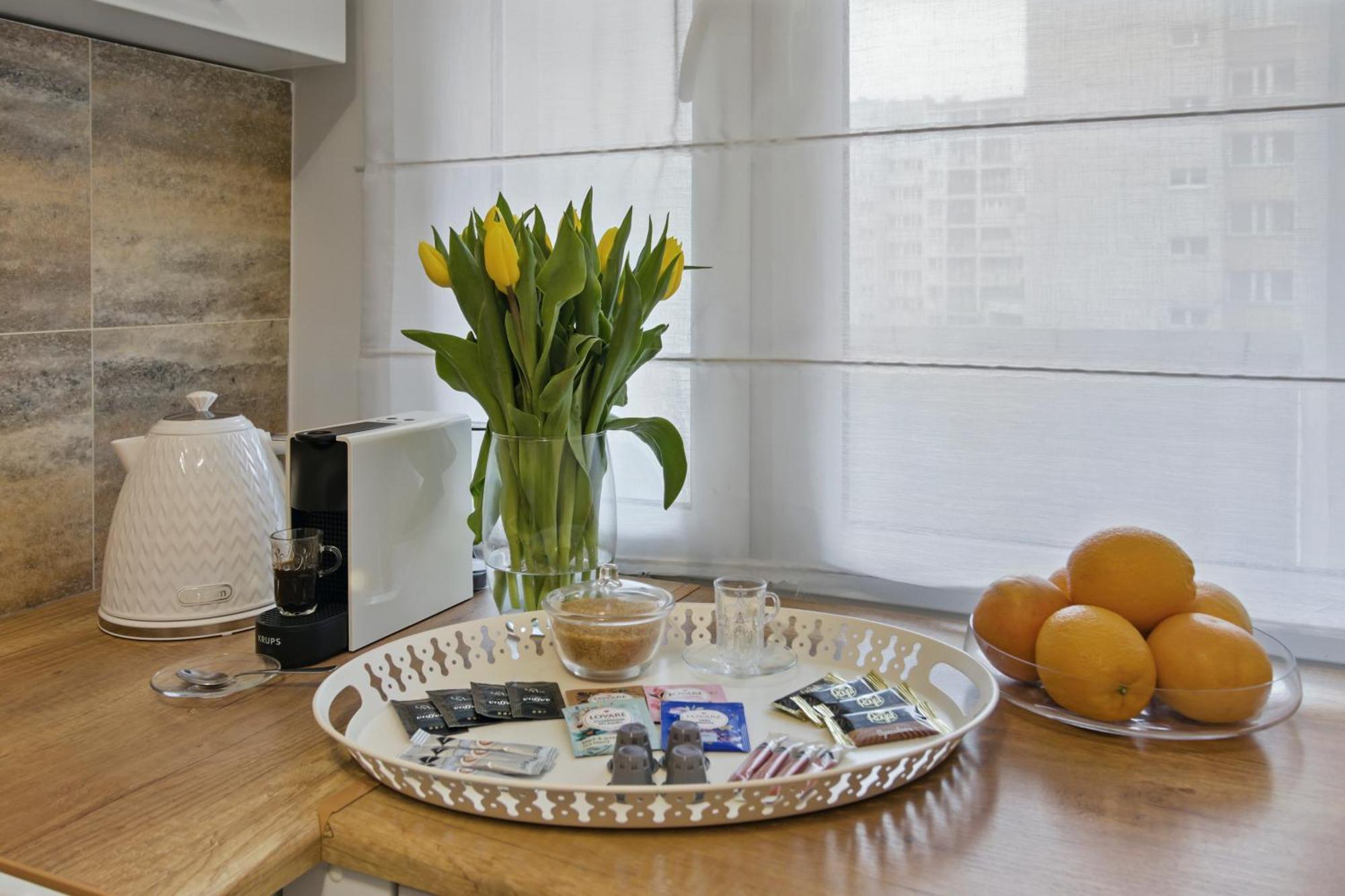 Riverside Retreat By Vistula 2br & Separate Living & Balcony In The Center Appartement