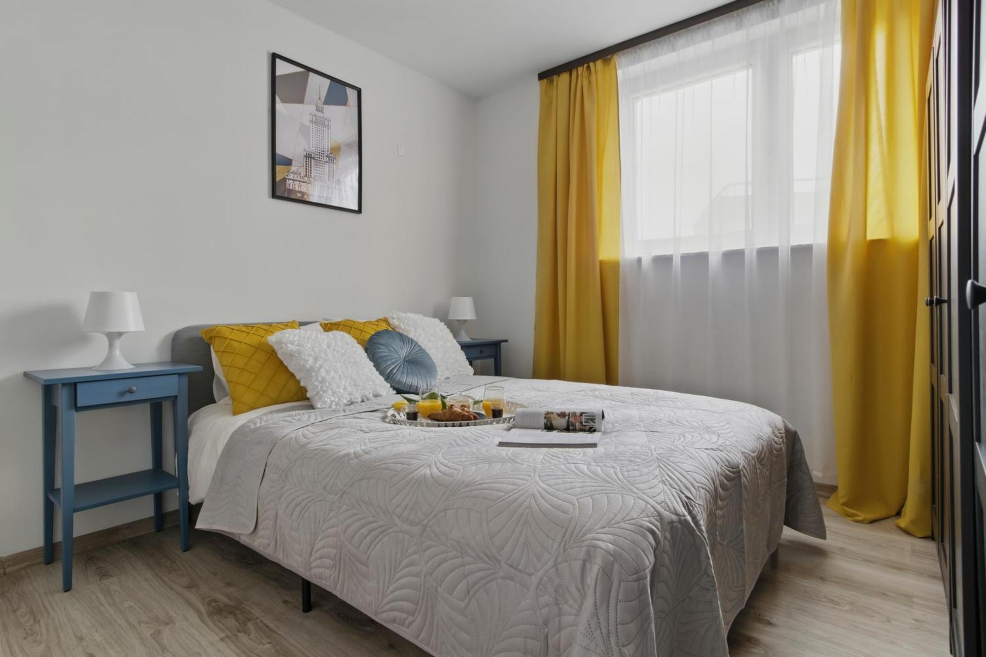 Riverside Retreat By Vistula 2br & Separate Living & Balcony In The Center Warschau